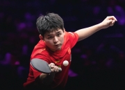 爱游戏大厅-一位老将在比赛中表现出色，引发了许多热议