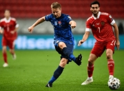 爱游戏体育-俄罗斯遭马耳他逼平，小组积分榜混乱