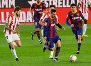 爱游戏入口-红蓝大战！西甲联赛中的激动人心比赛