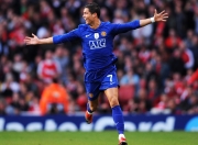 爱游戏tv-袖珍王国的铁壁，当摩纳哥封锁奥地利狂想曲，移民之子阿圭罗如何成为蓝色奇迹的关键先生？