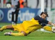 爱游戏APP-跨界巅峰战！拉文神仙球绝杀，辽宁险胜雄鹿震撼篮坛