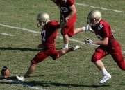 爱游戏娱乐-红土与草地，蒂姆的时空鏖战