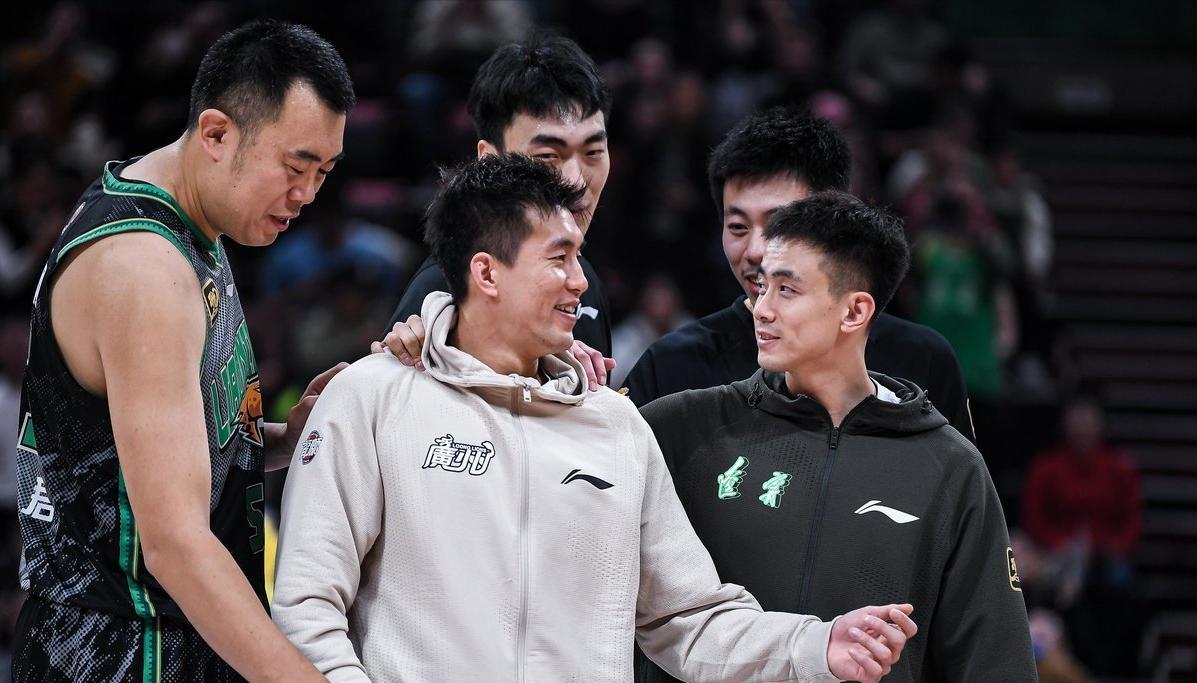 辽宁队高效防守，成功击溃强敌