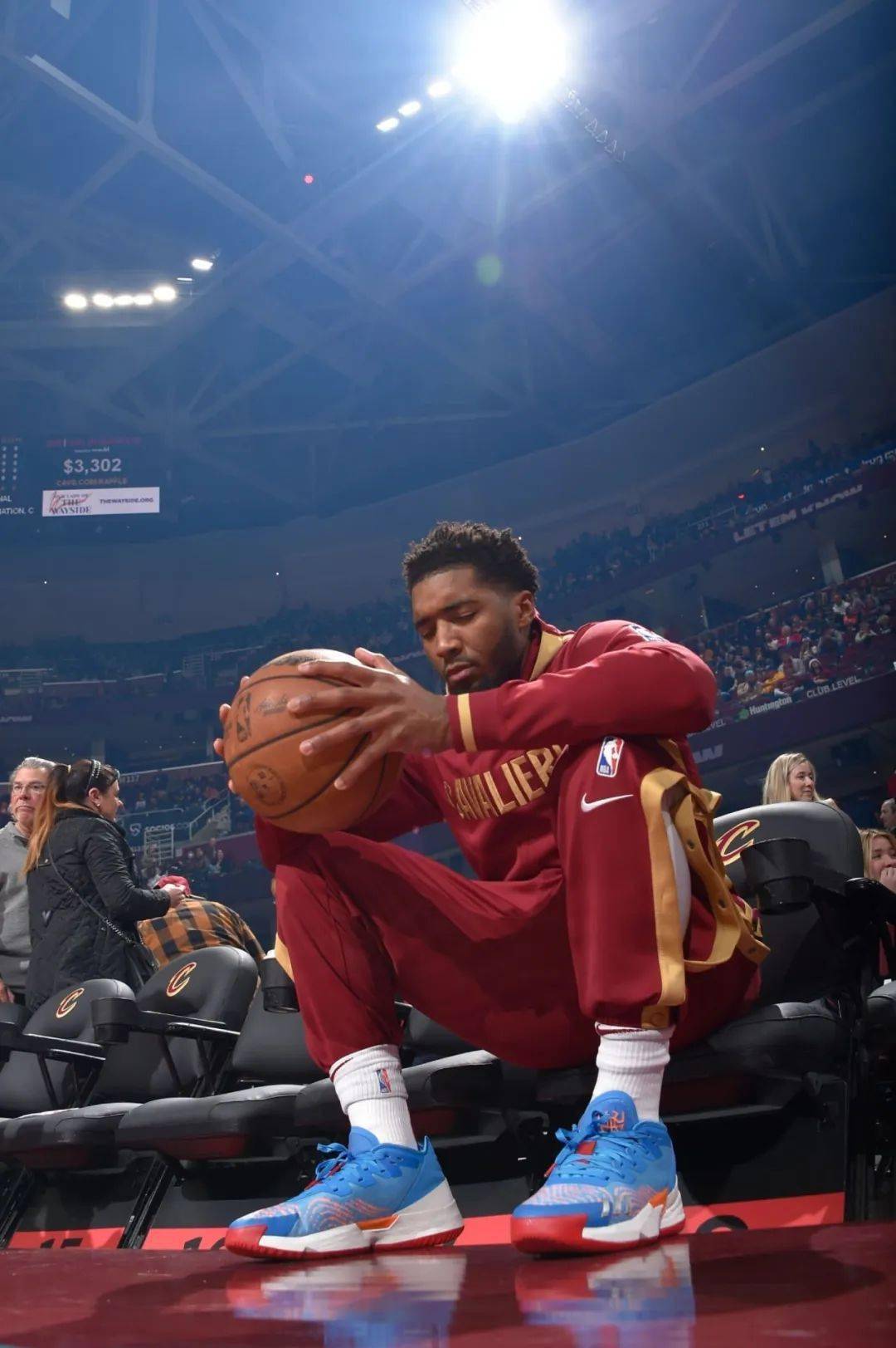 灰狼逆转比赛，继续征战季后赛