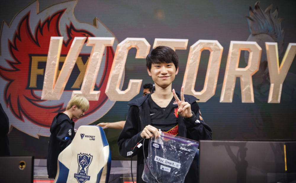 关于IG轻取DRX，Crisp开启传奇时刻激烈交锋成都决赛之夜，留下经典瞬间的信息