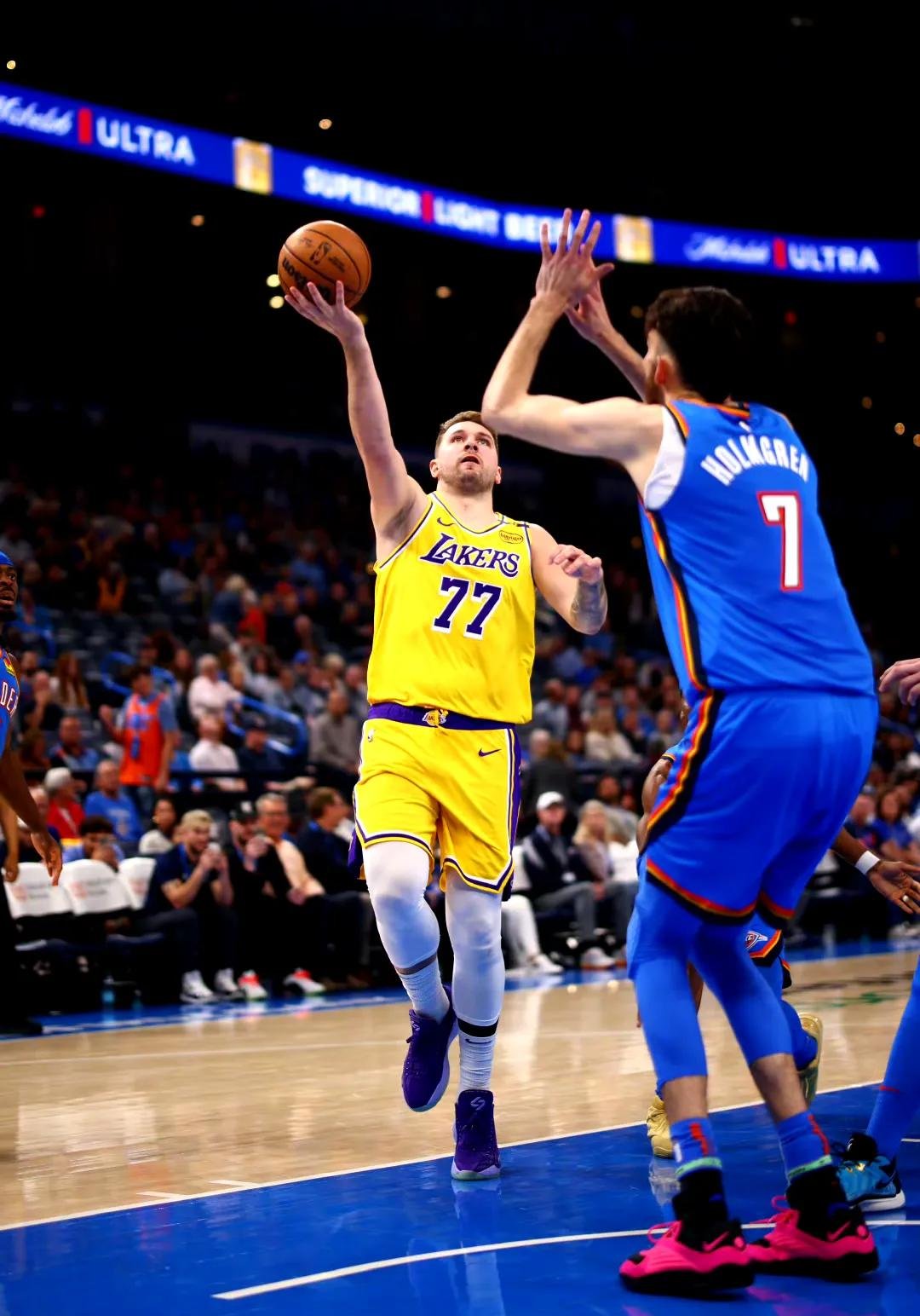 包含大加索尔弹壳空投，灰熊客场结束篮网两连胜的词条