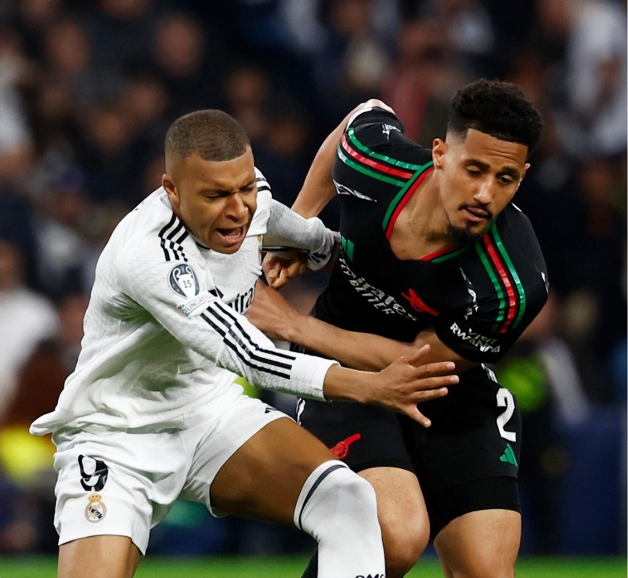 欧预赛对抗:球员实力见长,场上对战燃烧 欧预赛对抗:球员实力见长,场上对战燃烧